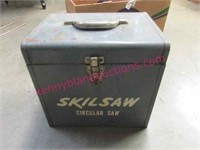 vintage metal "skilsaw" case (no saw)