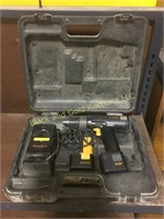 Panasonic 9.6V cordless drill & case