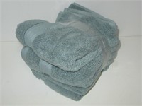 New 4 Pack Charisma Luxury Towel Set