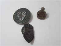 3 Early Military Pinbacks Buttons
