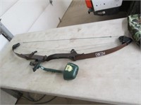 Bear compound bow w/cloth case