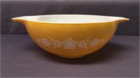 Butterfly Gold Pyrex Mixing bowl- largest size