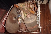 Wire basket and misc items lot