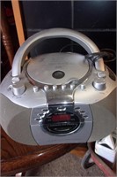 Durabrand Radio/CD player