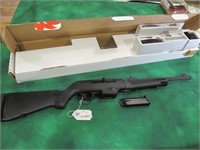 RUGER PC CARBINE 9MM TAKES SR9 MAGS NIB 1 MAG