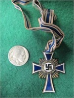 1938 MOTHERS CROSS NECKLACE