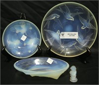 LOT OF FOUR SABINO GLASS PIECES