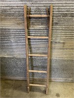 Vintage 5 foot ladder
