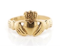 9ct yellow gold claddagh ring