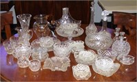 Quantity vintage crystal tableware pieces