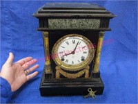 old "ansonia clock co" mantle clock (works)