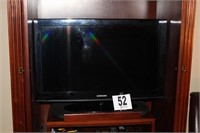 32” Samsung Flat Screen TV