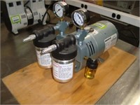Vacuum Pump/ Compressor