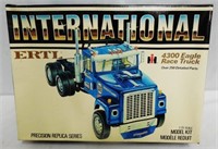 International 4300 Eagle Racek Truck 1/25 Model