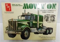 AMT 1/25 Scale Kenworth Truck Tractor Hobby Kit