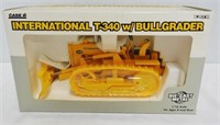 Case International T-340 w/Bullgrader by Ertl