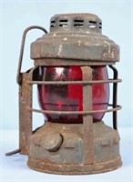 Embury Mfg Co. Luck-E-Lite No. 25 Kerosene Lantern