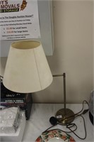 Swing arm table lamp with shade