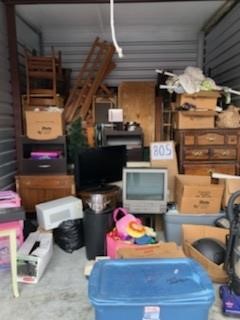 Online Storage Auction: Your Extended Attic