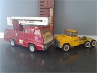 Buddy L dump truck & Tonka fire truck