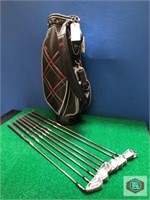 Clubs + bag. Dunlop bag. Adams XTD irons.