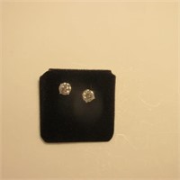 14K White Gold Diamond Stud Earrings