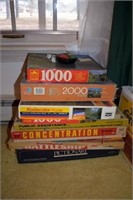 PUZZLE & GAME LOT