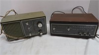 2 Vintage Clock Radios(GE, Magnaovox)