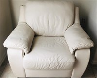 Natuzzi White Leather Chair