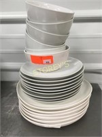 21 Pieces of Asst Dishes / China