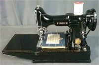 Singer Featherweight 221 Sewing Machine