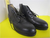 Size 10 Men's Bates Military Shoes
