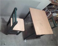 G - Children's Table, 2 Chairs and Chalkboard
