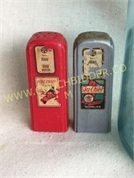 Vintage TEXACO salt N pepper shakers