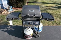Fiesta Gas grill with 2- tanks