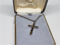 STERLING SILVER CROSS PENDANT