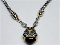 PRETTY NECKLACE W SCROLL TRIM