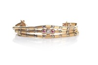 Gold & diamond bracelet