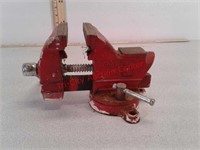 Colombian bench vice 3 1/2 in