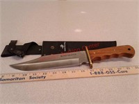 Winchester Bowie knife with sheath
