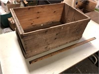 WOOD CRATE