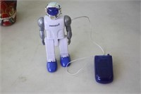Remote Control Robot 8H