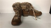 Lilliana Faux Fur Textile Boots (8.5) Q8FA
