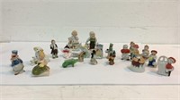 Collection of Vintage Japanese Figurines K15B