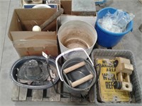 Pallet--outdoor, heated bucket, mop bucket,