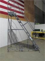 9' Rolling Step Ladder-