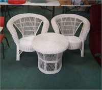 Charming 3 piece wicker grouping