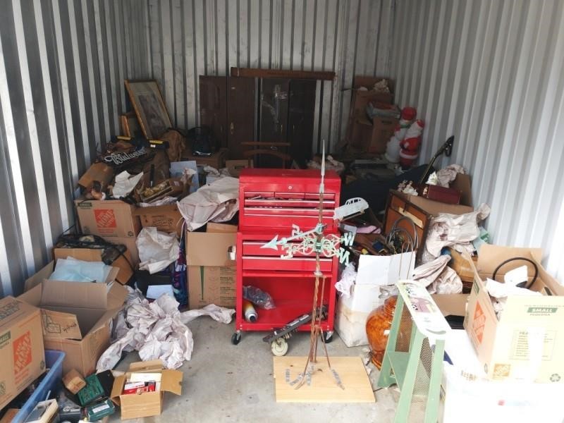 Storage Unit Auction - 102 Glover St