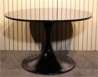 Round Black Lacquer Table