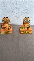 2 Garfield push down figurines